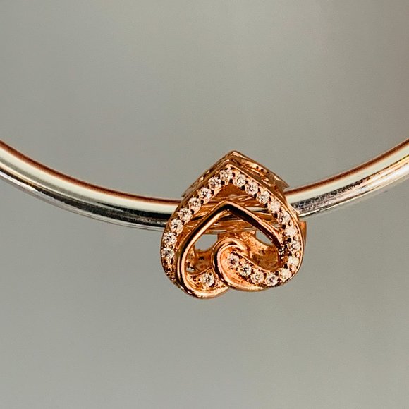 NEWAUTHENTIC PANDORA ROSE GOLD SPARKLING ENTWINED HEARTS CHARM #789270C01 - Picture 7 of 8